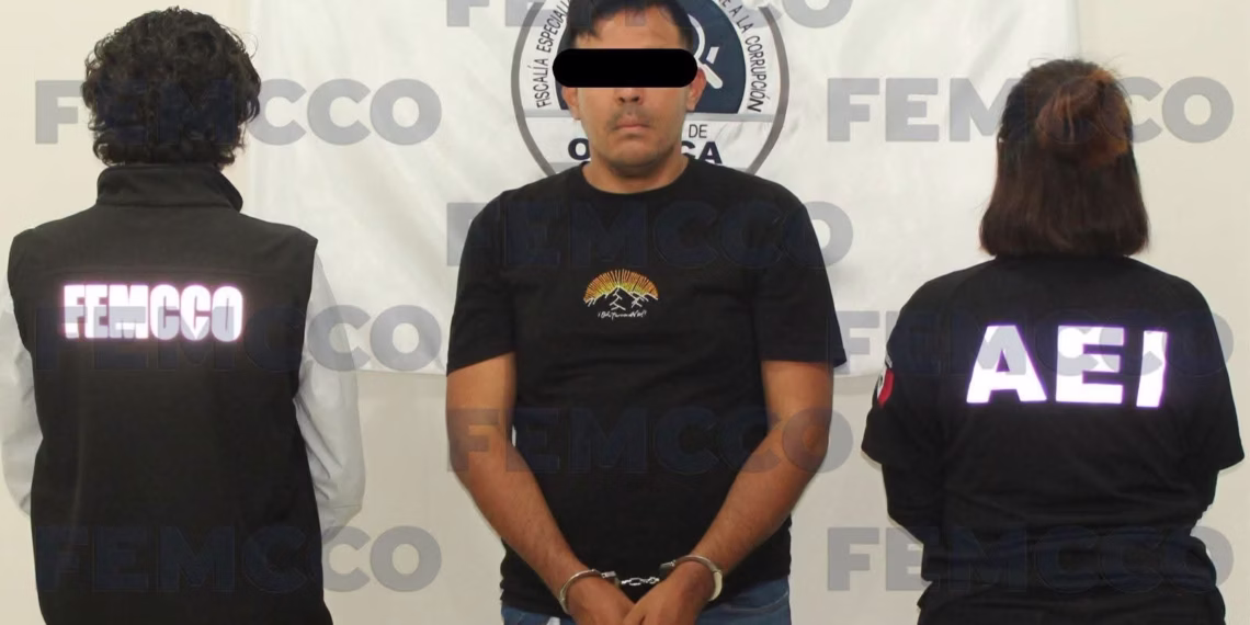 Detienen a funcionario estatal por presunto tráfico de plazas en Oaxaca