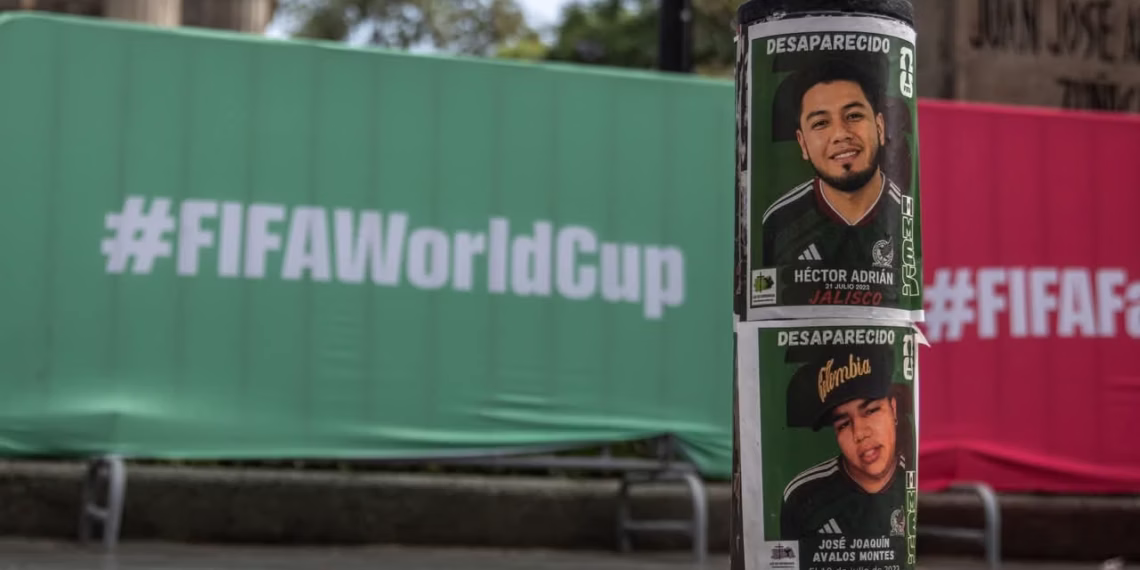 Familias convierten el Mundial en una protesta por los desaparecidos