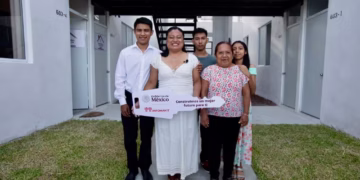 INFONAVIT REALIZA ENTREGA DE VIVIENDAS DEL BIENESTAR A DERECHOHABIENTES DE SAN LUIS POTOSÍ