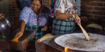 Tianguis Gastronómico “Oaxaca de Mil Sabores” reunirá la riqueza culinaria de las ocho regiones del estado.
