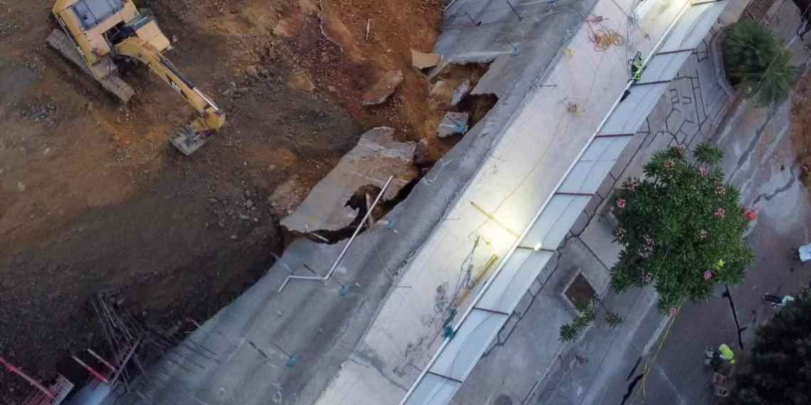 Un desprendimiento en la obra de Parque Oaxaca pone bajo escrutinio la seguridad de una excavación de 15 metros