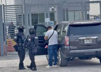 Detienen a Ángel Aguirre por presuntamente ordenar ocultar videos del caso Ayotzinapa